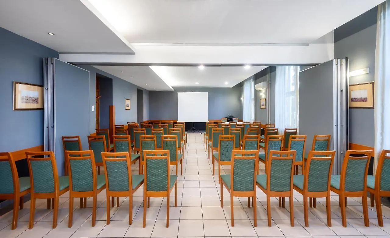***  Hotel Millennium بودابست المجر