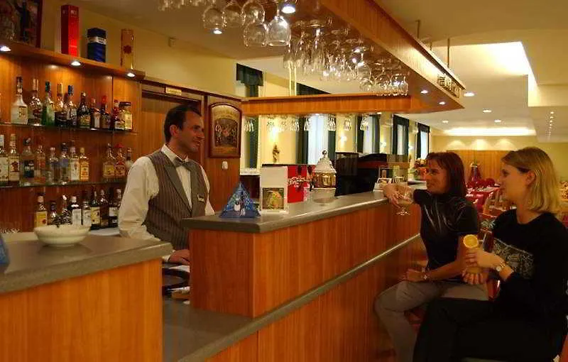 Hotel Millennium بودابست المجر