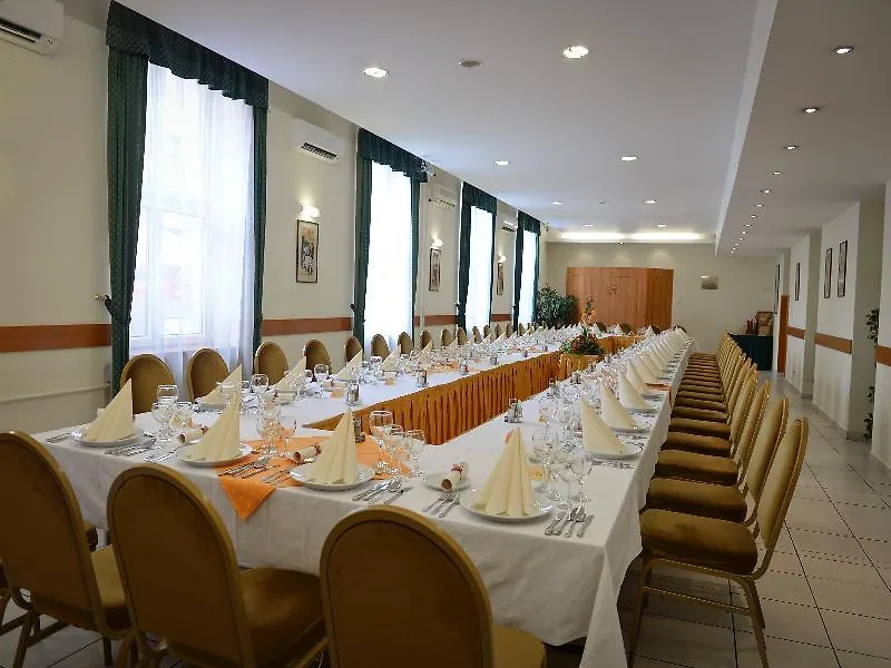 Hotel Millennium Budapest 3*,
